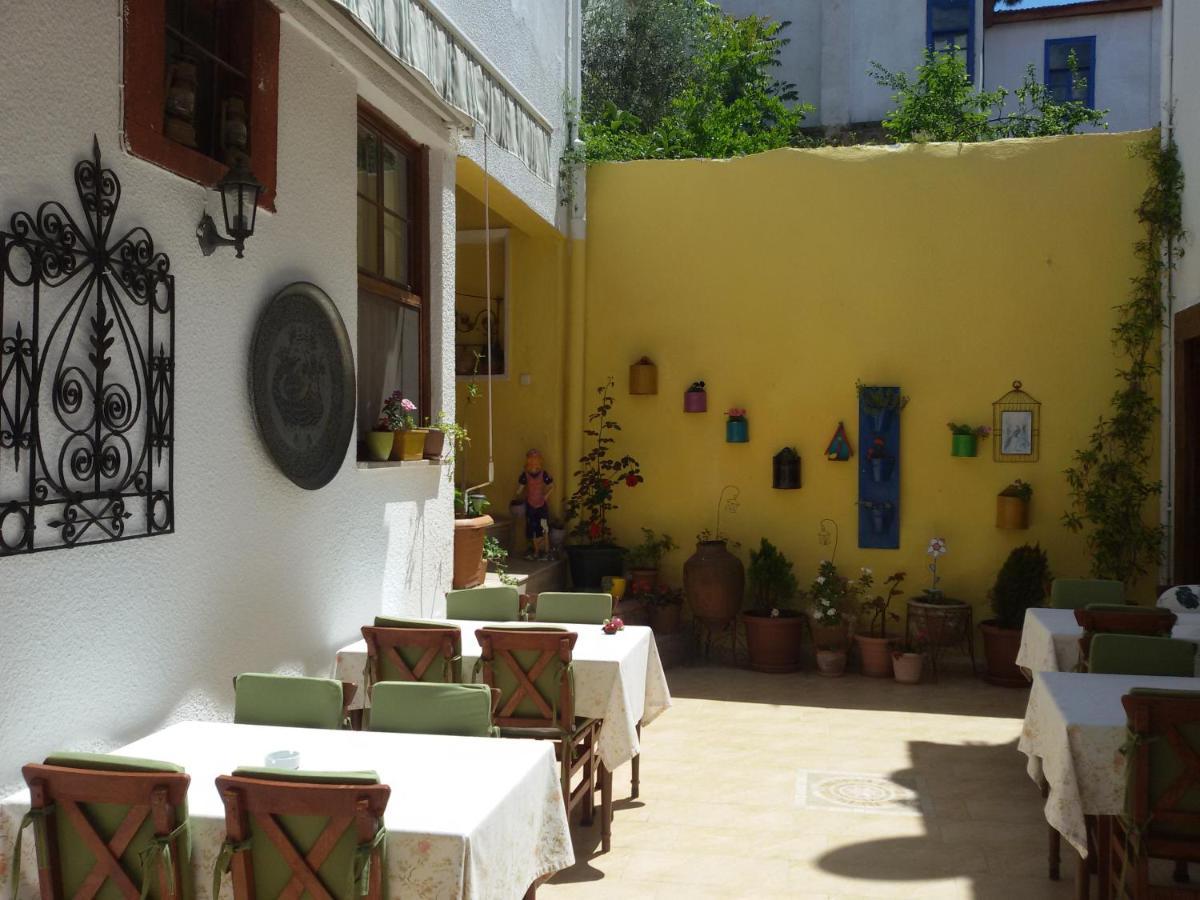 Bonjour Pension Ayvalı Esterno foto